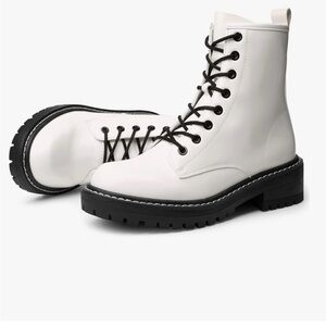 Women’s White Combat Boots Never Worn Size 5/12 NWT